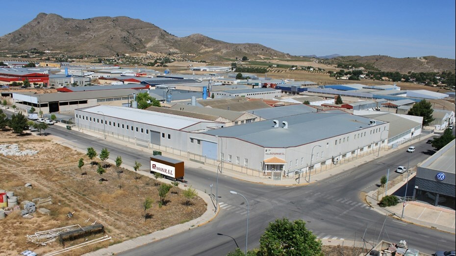 Фабрика Панамар расположена в испанском городе Екла (Мурсия)